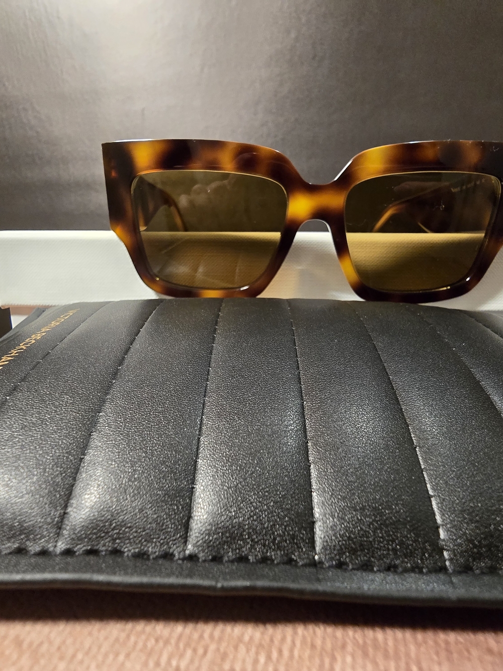 Victoria Beckham Tortoiseshell Square Women's Sunglasses - Brown Lenses